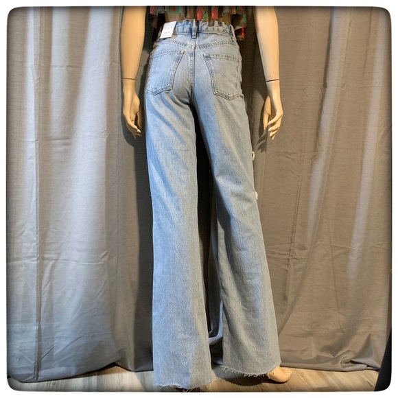 Zara high rise wide leg jeans - Picture 2 of 4